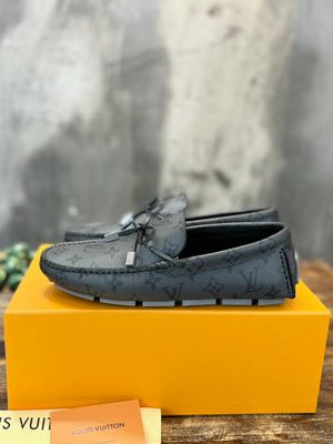 LV LOAFER