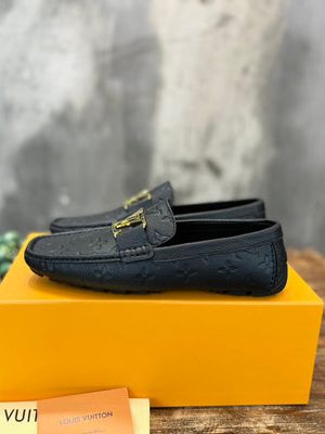 LV LOAFER
