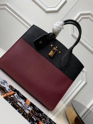LV BAG (M55062)