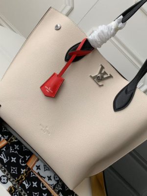 LV BAG (M55237)