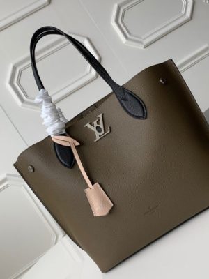 LV BAG (M55523)