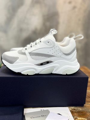 DIOR SNEAKER