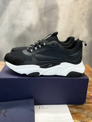 DIOR SNEAKER