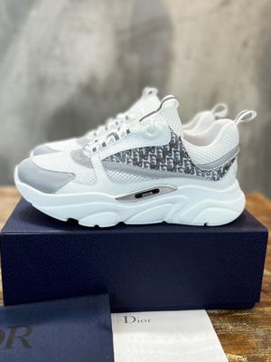 DIOR SNEAKER