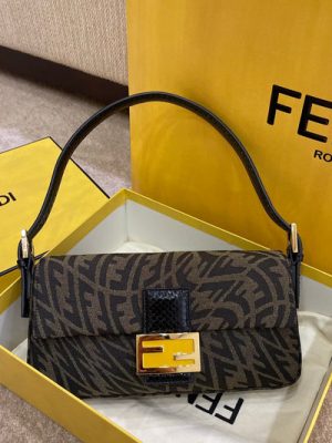 FENDI BAG