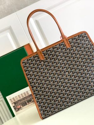 GOYARD BAG