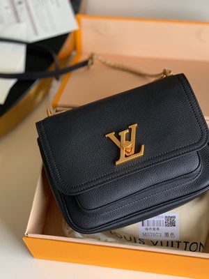 LV BAG (M57053)