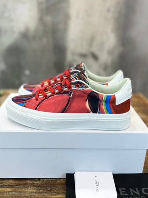 GVC SNEAKER