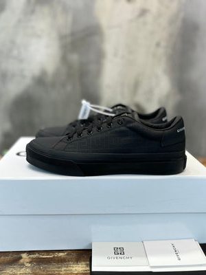 GVC SNEAKER