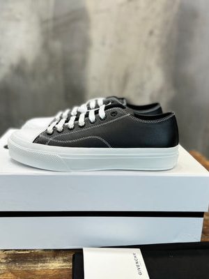 GVC SNEAKER