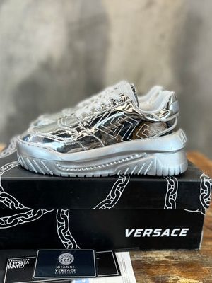 VERSACE SNEAKER