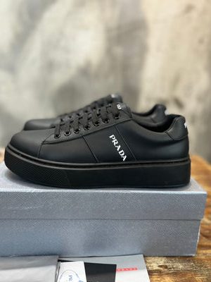 PRADA SNEAKER