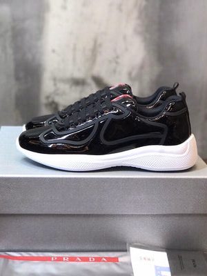 PRADA SNEAKER