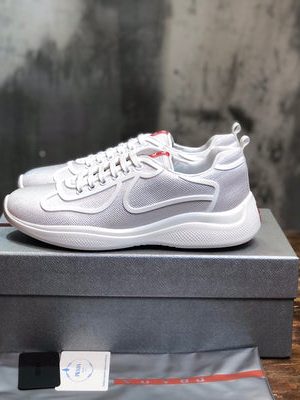 PRADA SNEAKER
