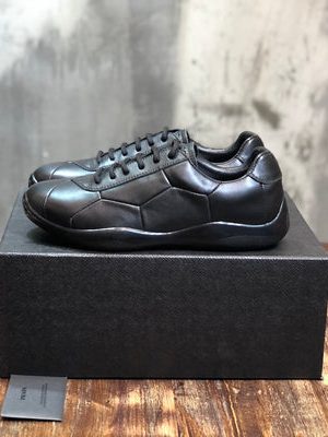 PRADA SNEAKER