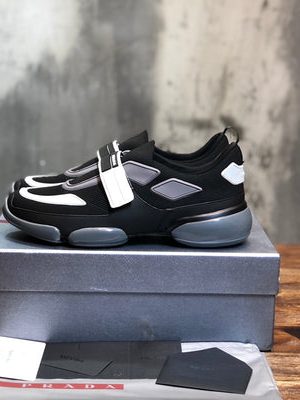 PRADA SNEAKER