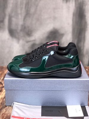 PRADA SNEAKER