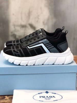 PRADA SNEAKER