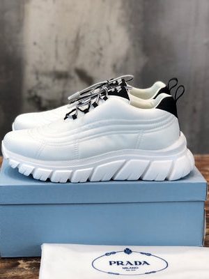 PRADA SNEAKER