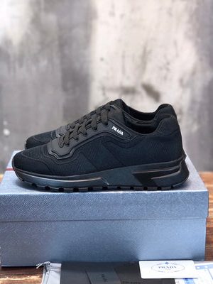 PRADA SNEAKER