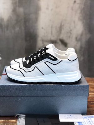 PRADA SNEAKER