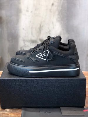 PRADA SNEAKER