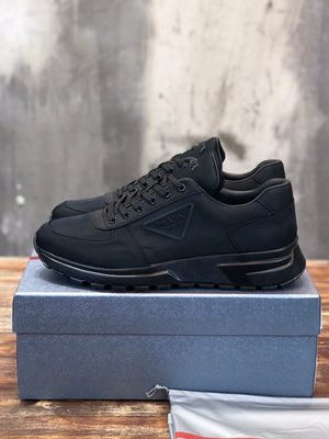 PRADA SNEAKER