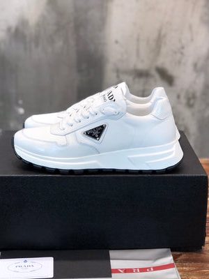PRADA SNEAKER