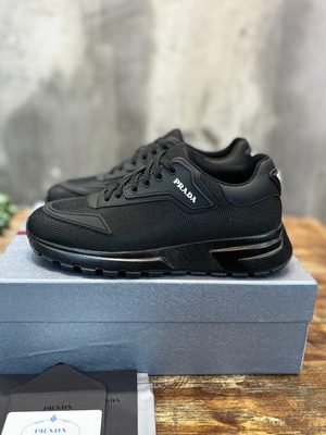 PRADA SNEAKER