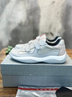 PRADA SNEAKER