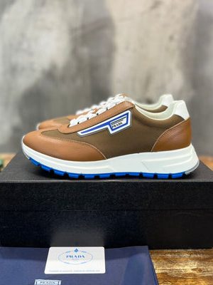 PRADA SNEAKER