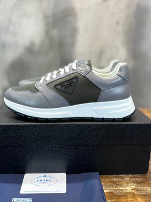 PRADA SNEAKER