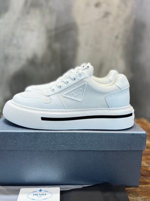 PRADA SNEAKER