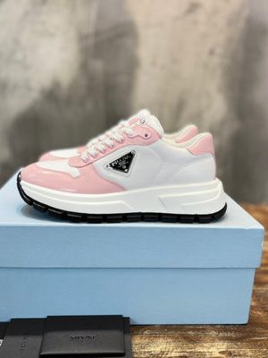 PRADA SNEAKER