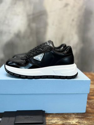 PRADA SNEAKER