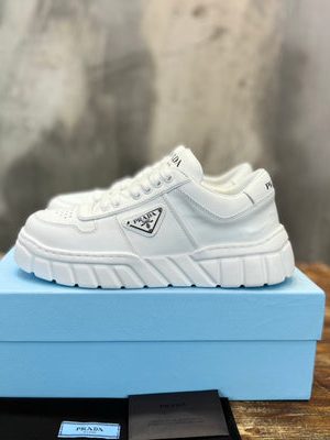 PRADA SNEAKER