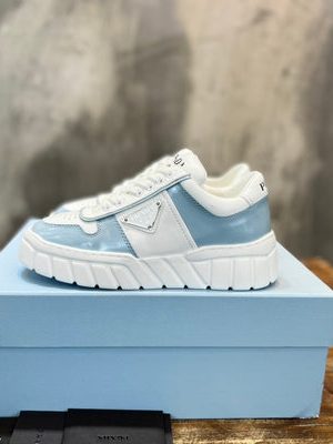 PRADA SNEAKER