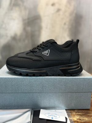 PRADA SNEAKER