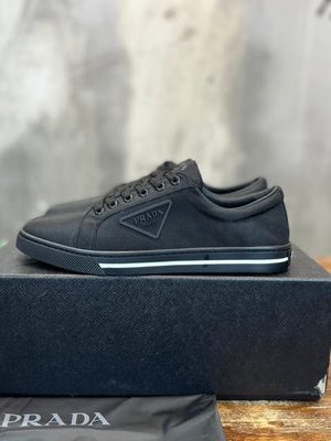 PRADA SNEAKER