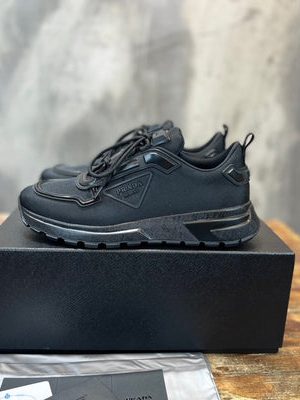 PRADA SNEAKER