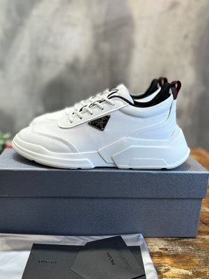 PRADA SNEAKER