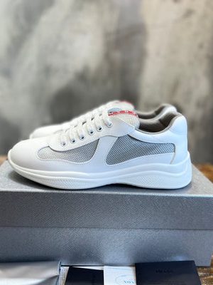 PRADA SNEAKER