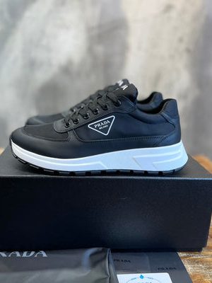 PRADA SNEAKER