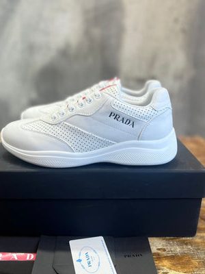 PRADA SNEAKER