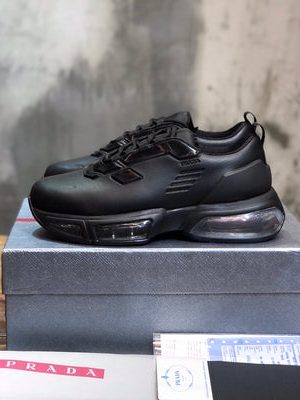 PRADA SNEAKER