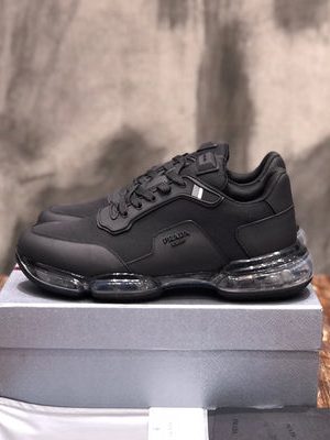 PRADA SNEAKER
