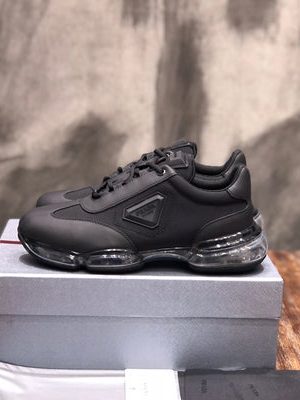 PRADA SNEAKER
