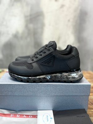 PRADA SNEAKER