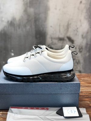 PRADA SNEAKER
