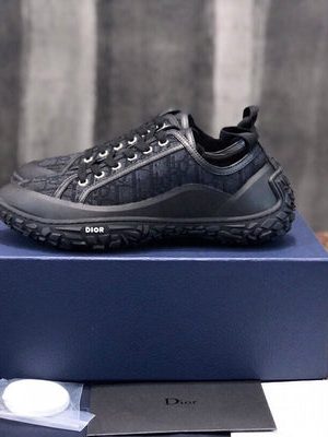 DIOR SNEAKER